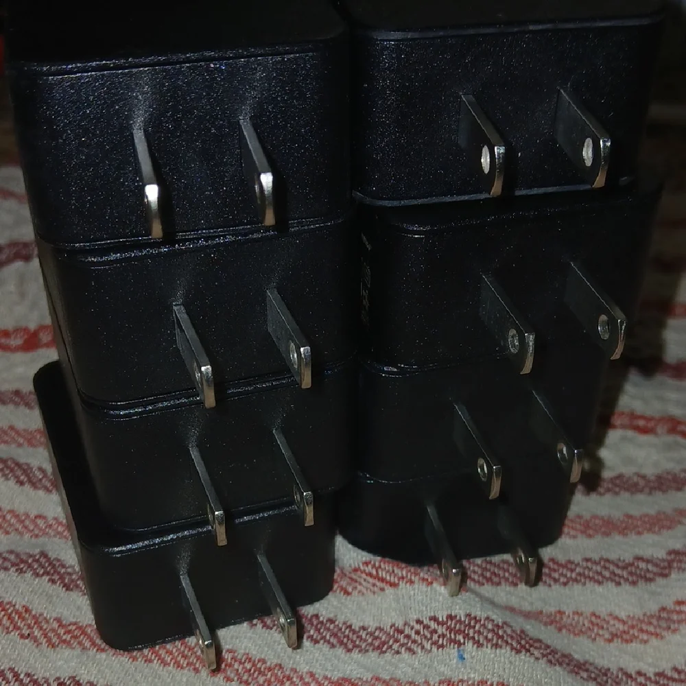 8 New Black USB Wall Charger Adapters